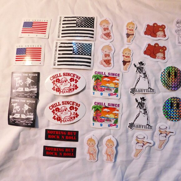 Brandy Melville Stickers and an Assorted Lot of Pins - Picture 1 of 8